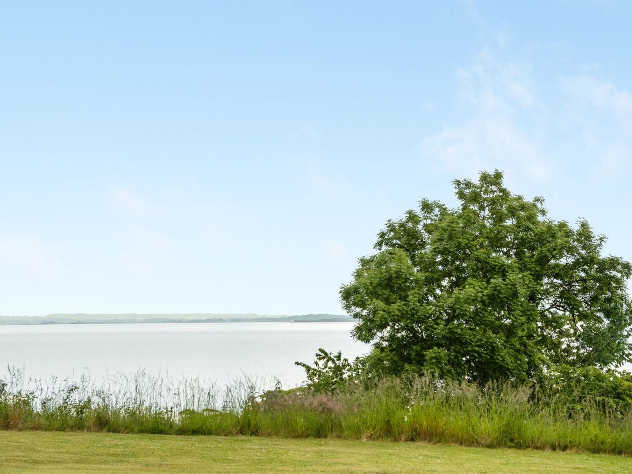 "Annica" - 150m from the sea - Buiten