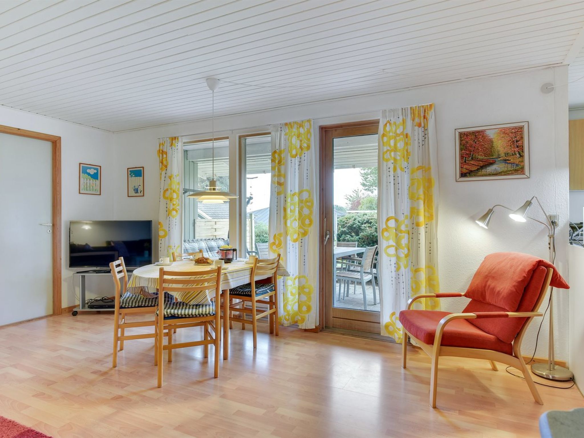 "Ingebore" - 350m from the sea - Drinnen