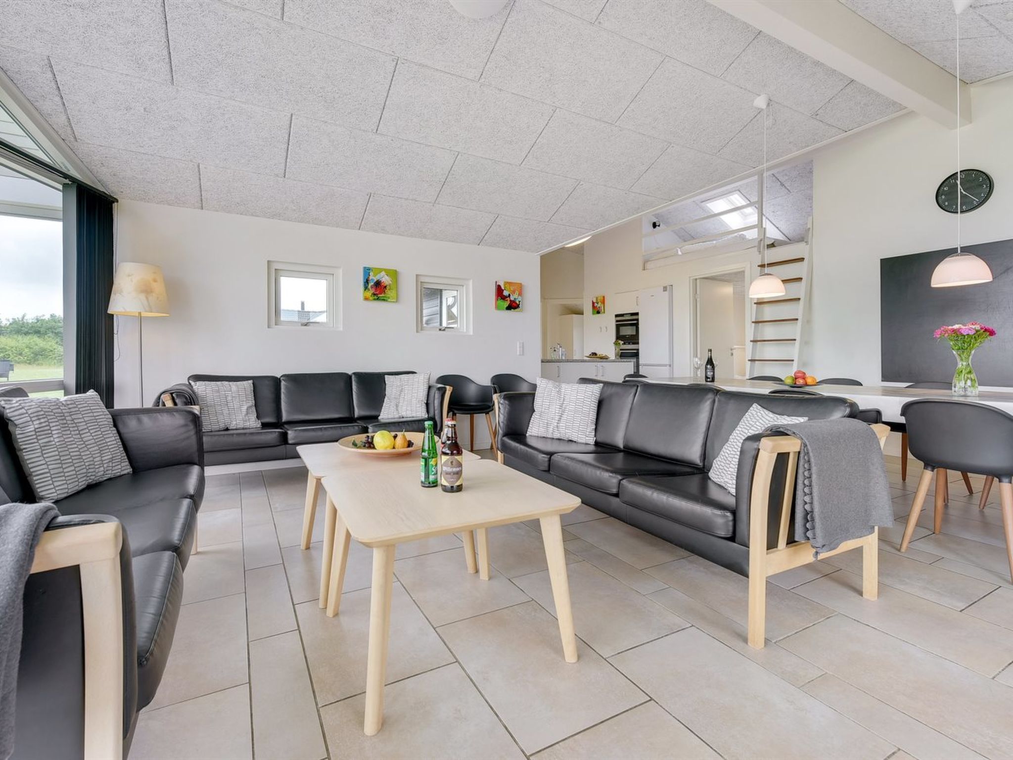 "Finja" - 500m from the sea