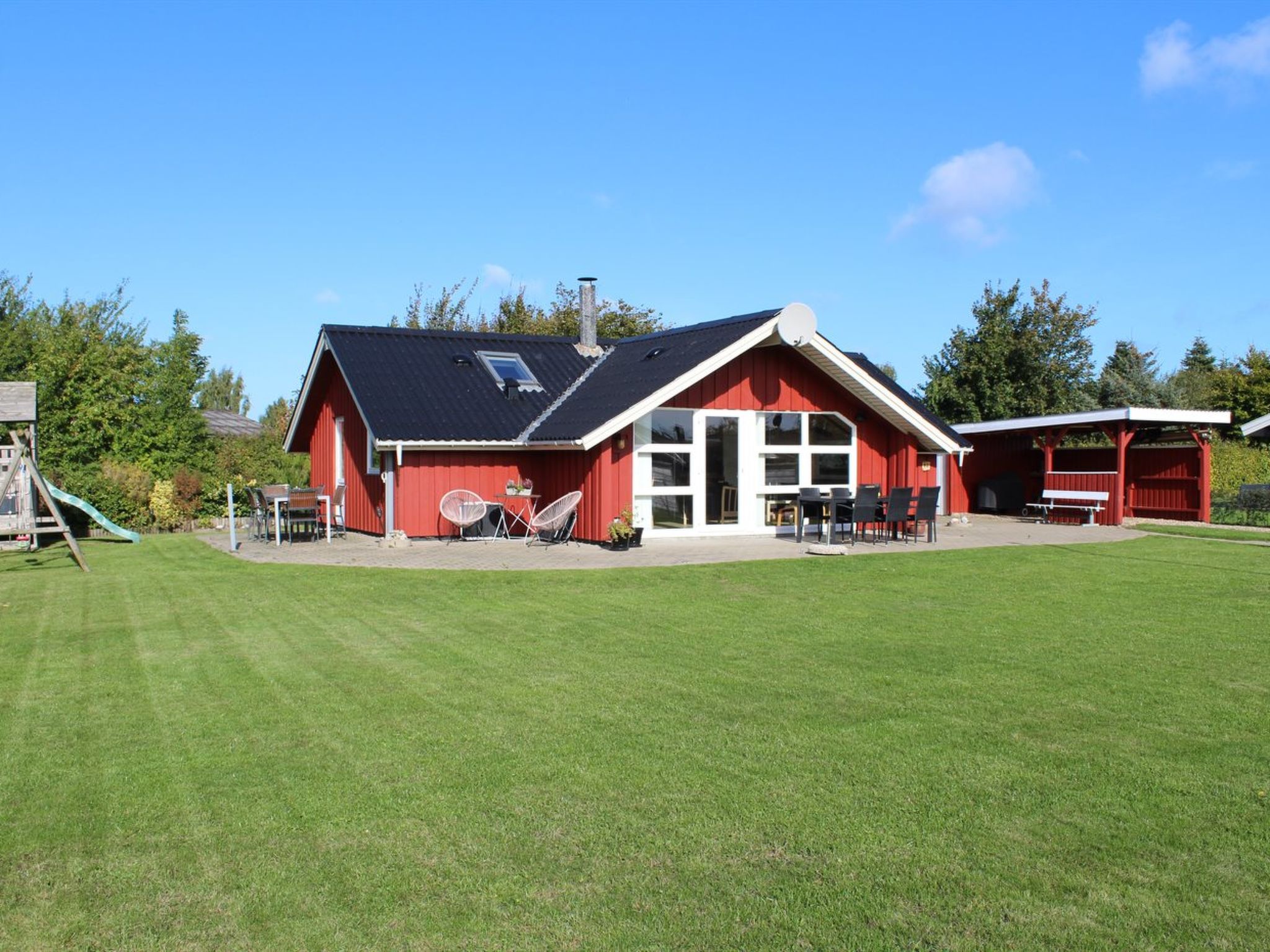 "Thorgot" - 400m from the sea