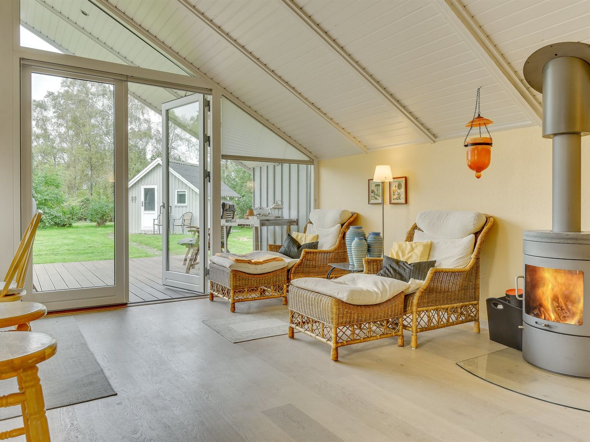 "Armund" - 300m from the sea-Binnen