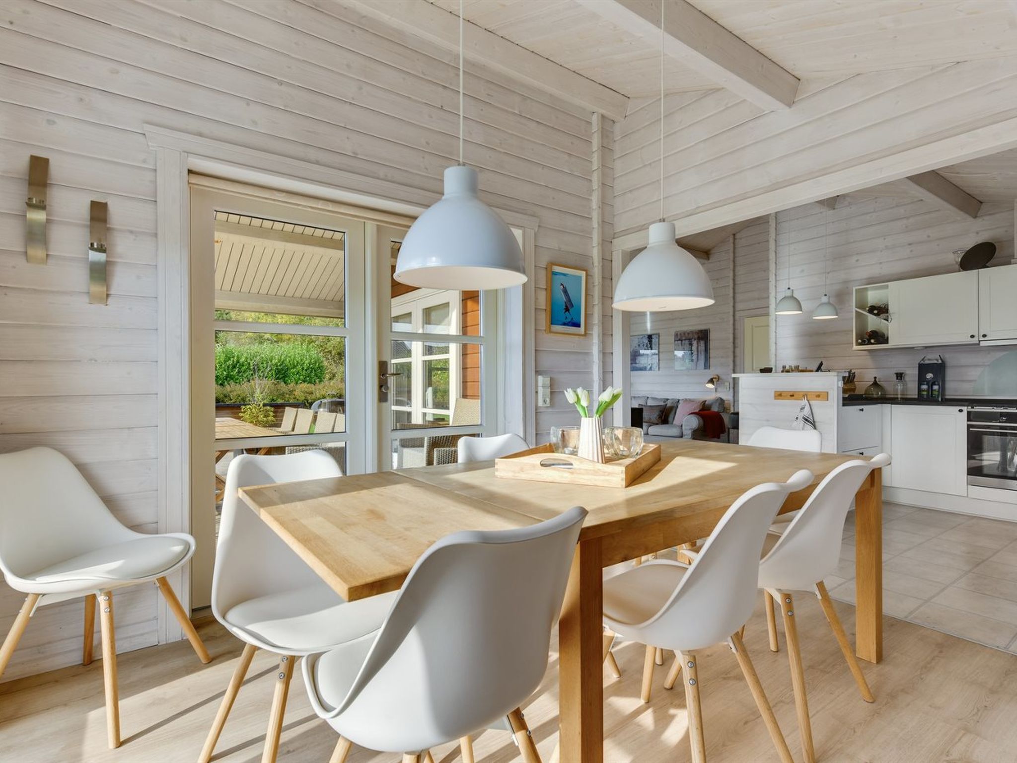 "Ruusu" - 300m from the sea - Drinnen