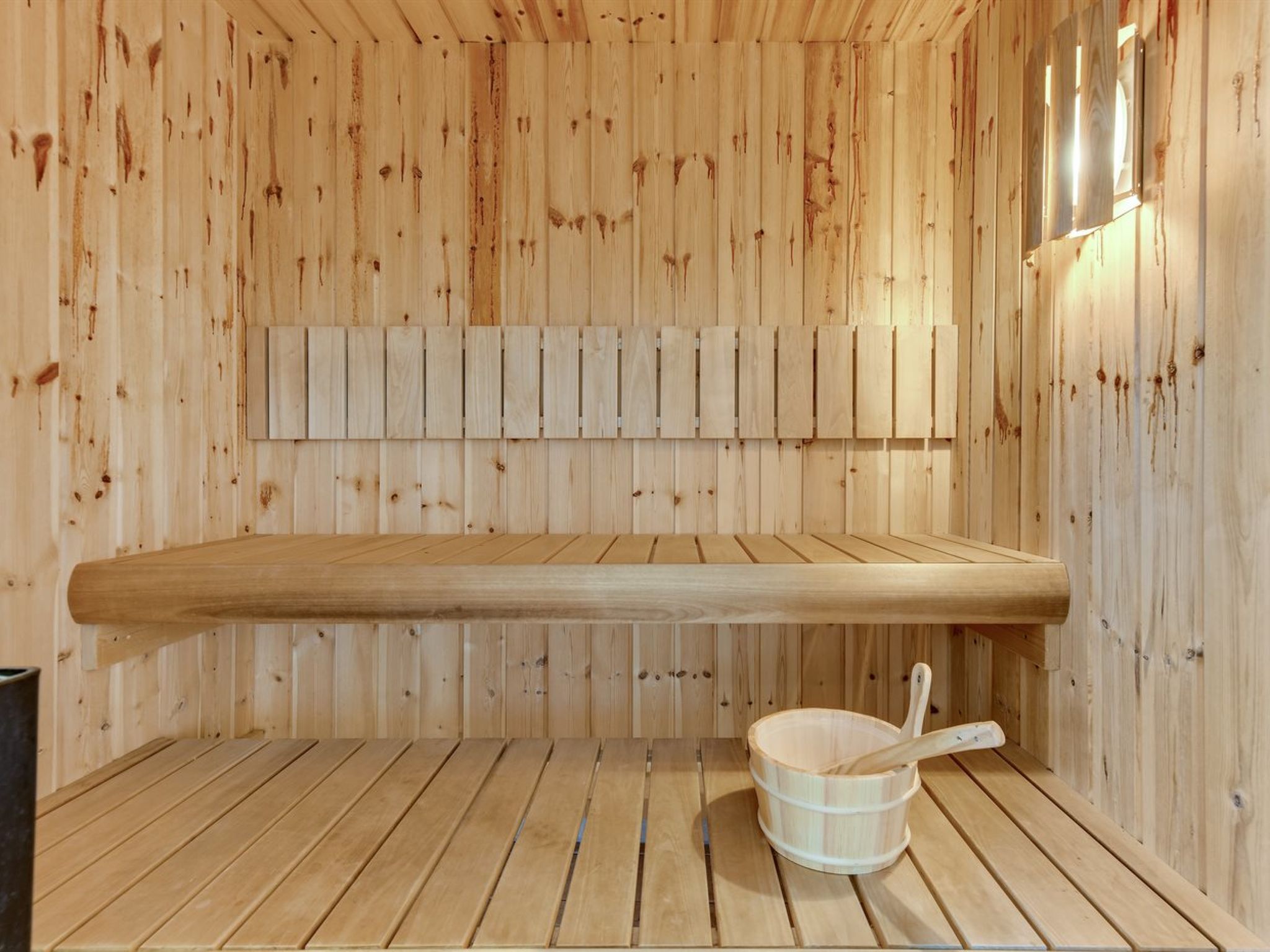"Ruusu" - 300m from the sea - Drinnen