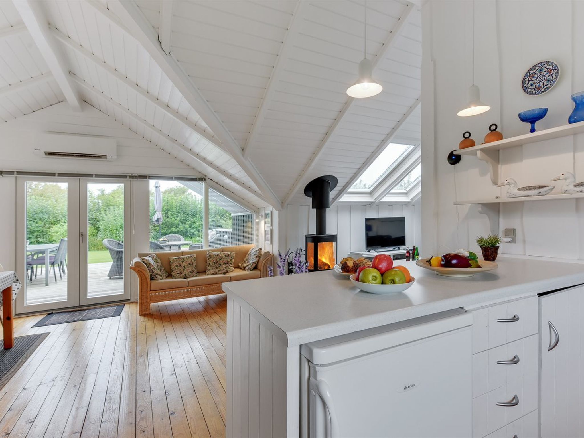 "Sella" - 500m from the sea-Binnen
