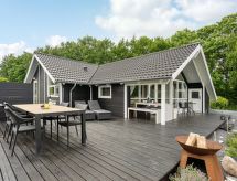 Sulo: Moderne gezinswoning met sauna op 500 meter van de Oostzee - thumbnail 1