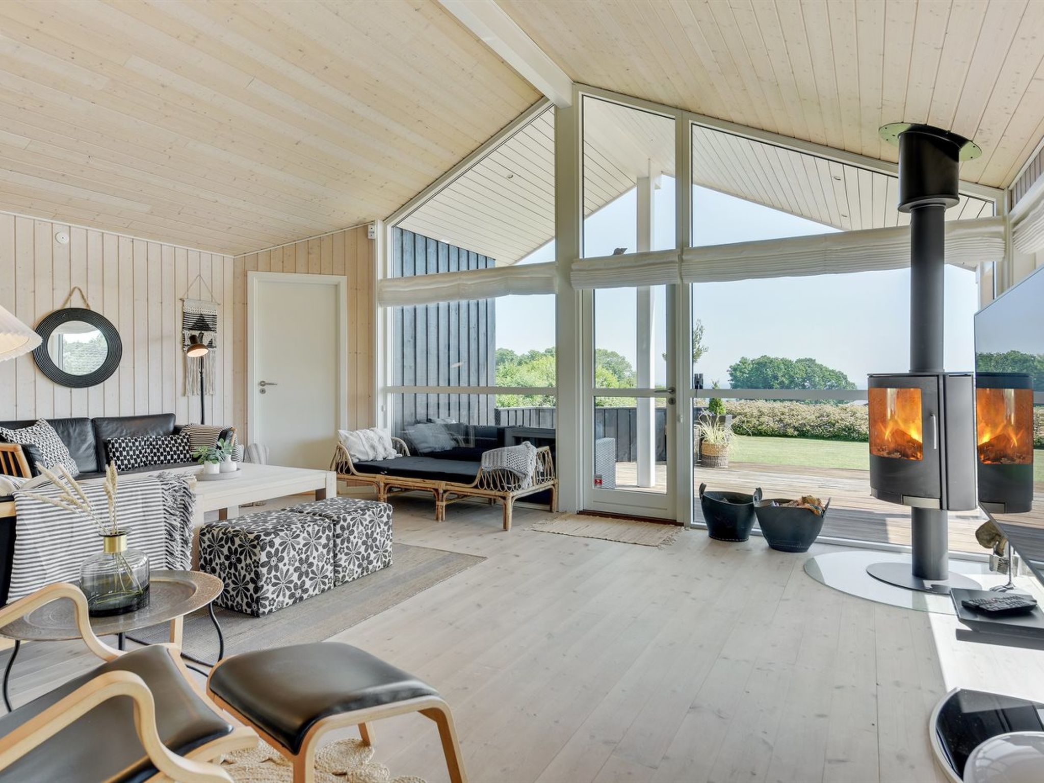 "Fridtjof" - 100m from the sea-Dedans