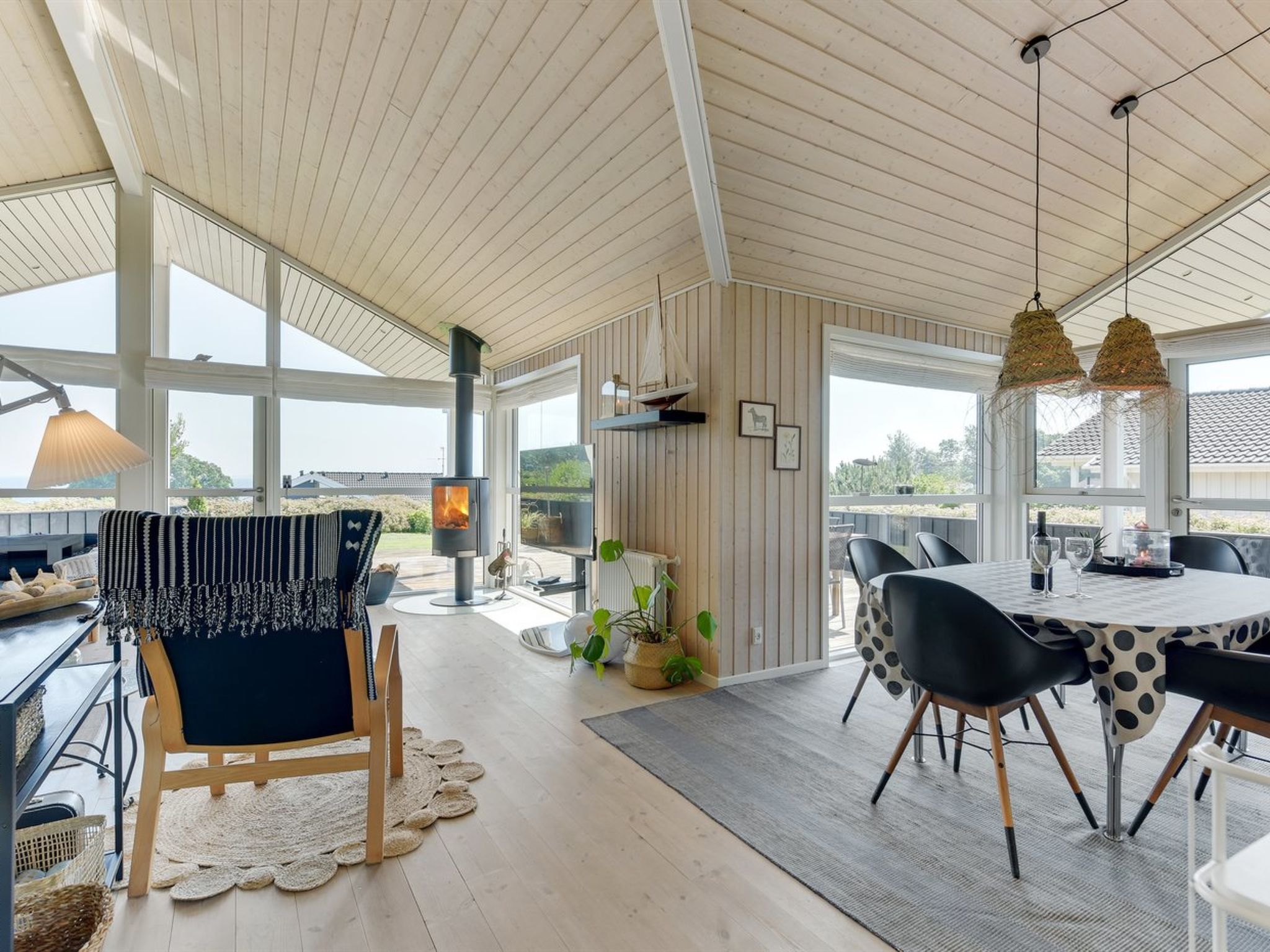 "Fridtjof" - 100m from the sea-Dedans