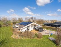 Ruime vakantiewoning Tjakko met sauna, 900m van zee bij Sydals - thumbnail 1