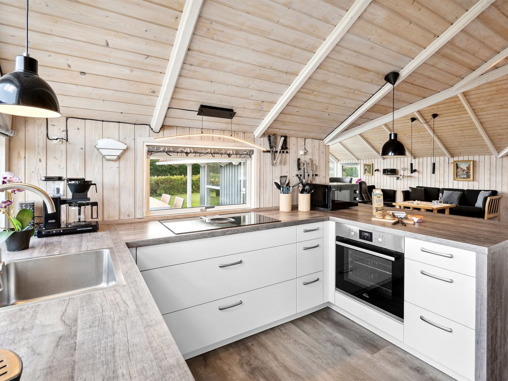 "Aarne" - 300m from the sea-Drinnen