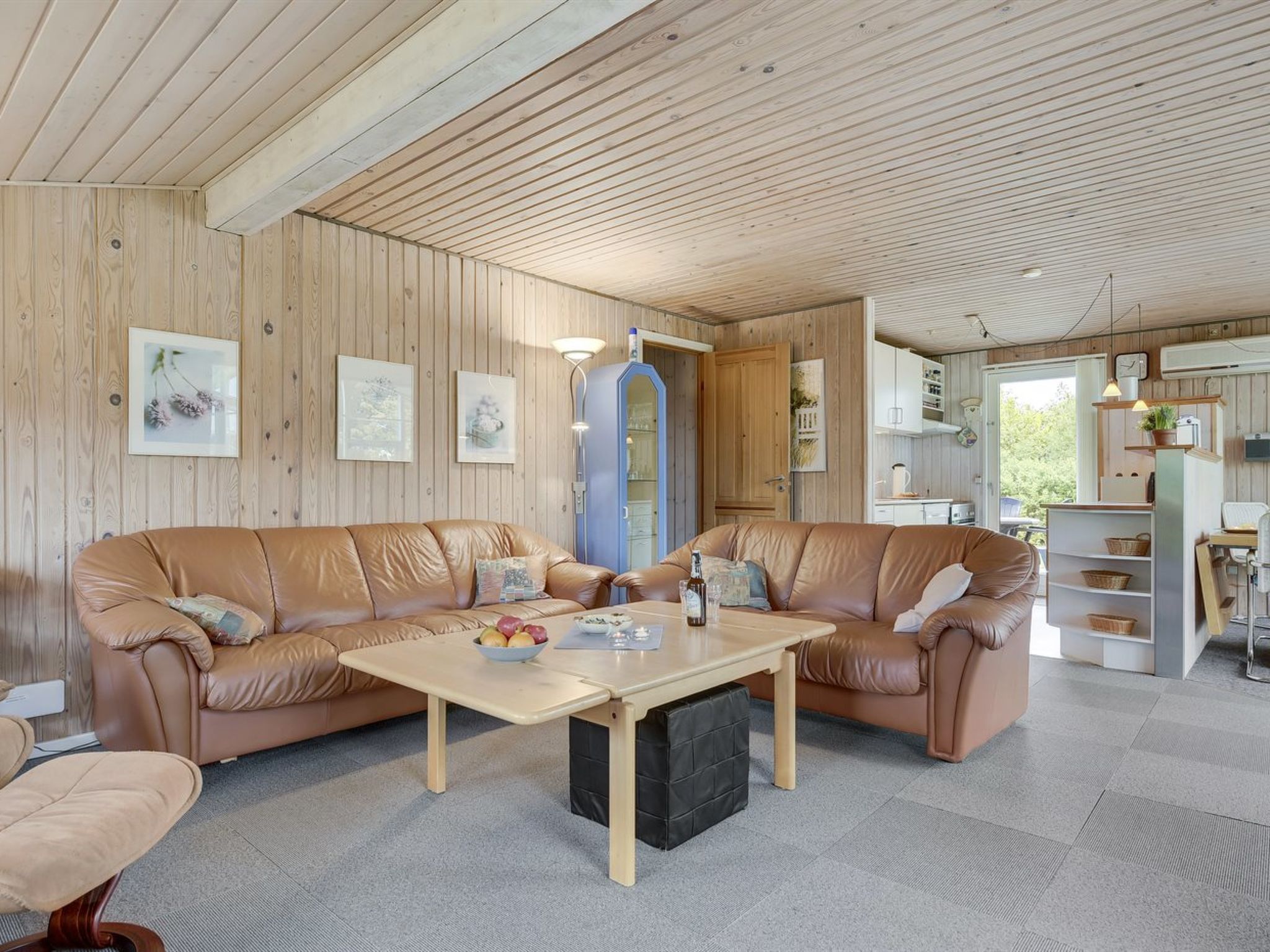 "Virpi" - 400m from the sea-Binnen