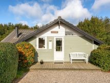 Vrijstaand huis met sauna bij de zee in Sydals - thumbnail 4