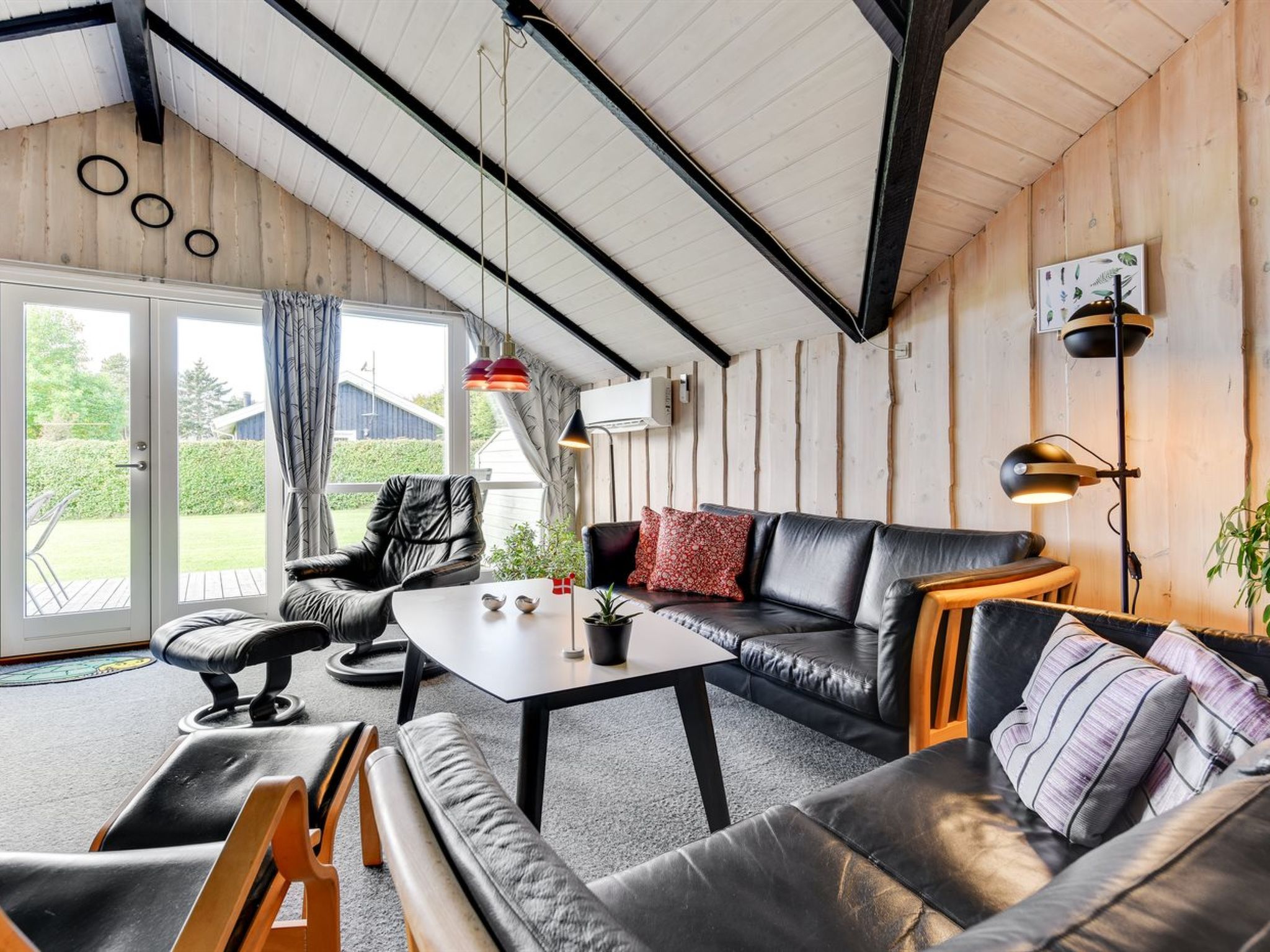 "Joona" - 600m from the sea - Drinnen