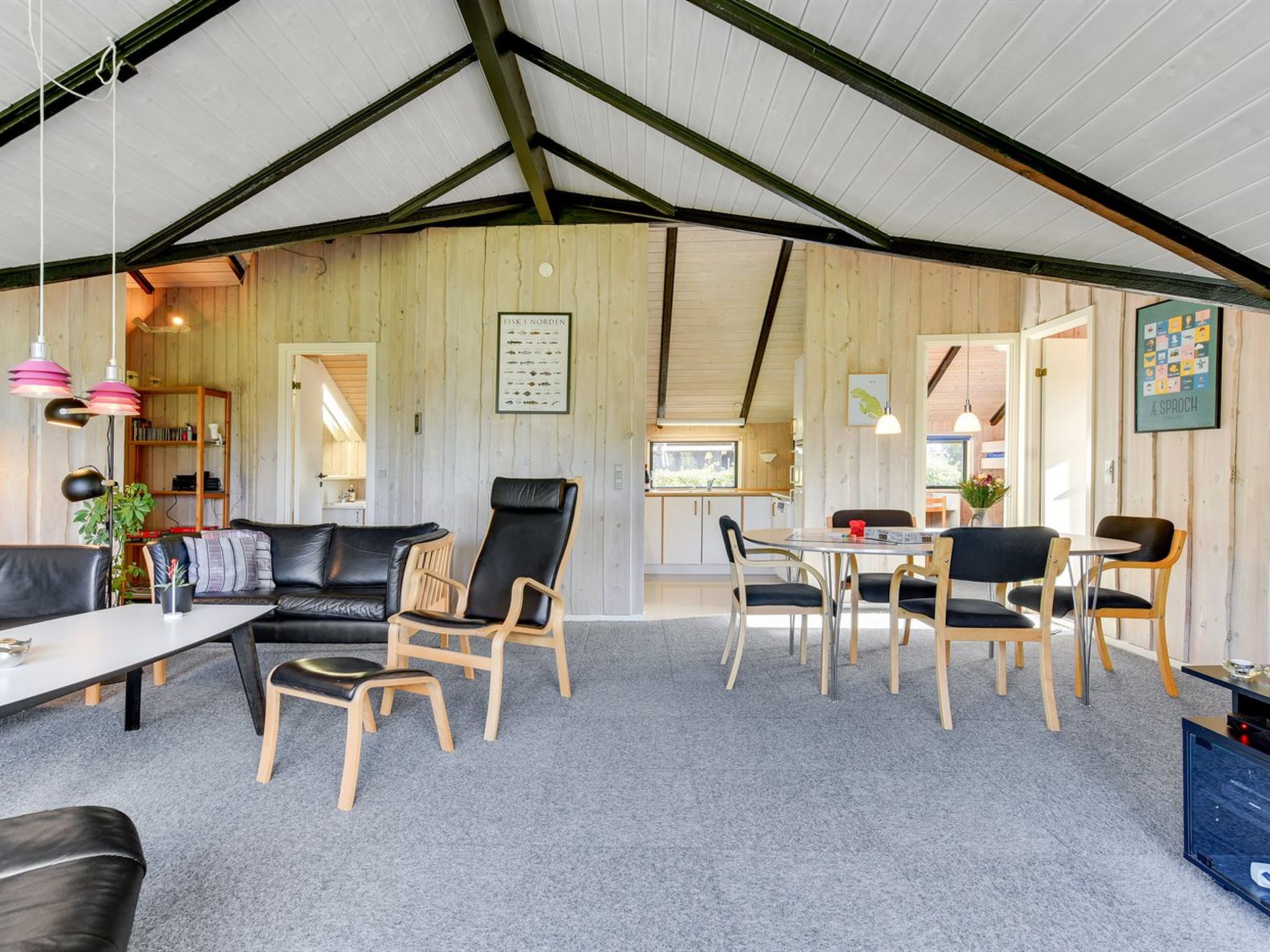 "Joona" - 600m from the sea - Drinnen