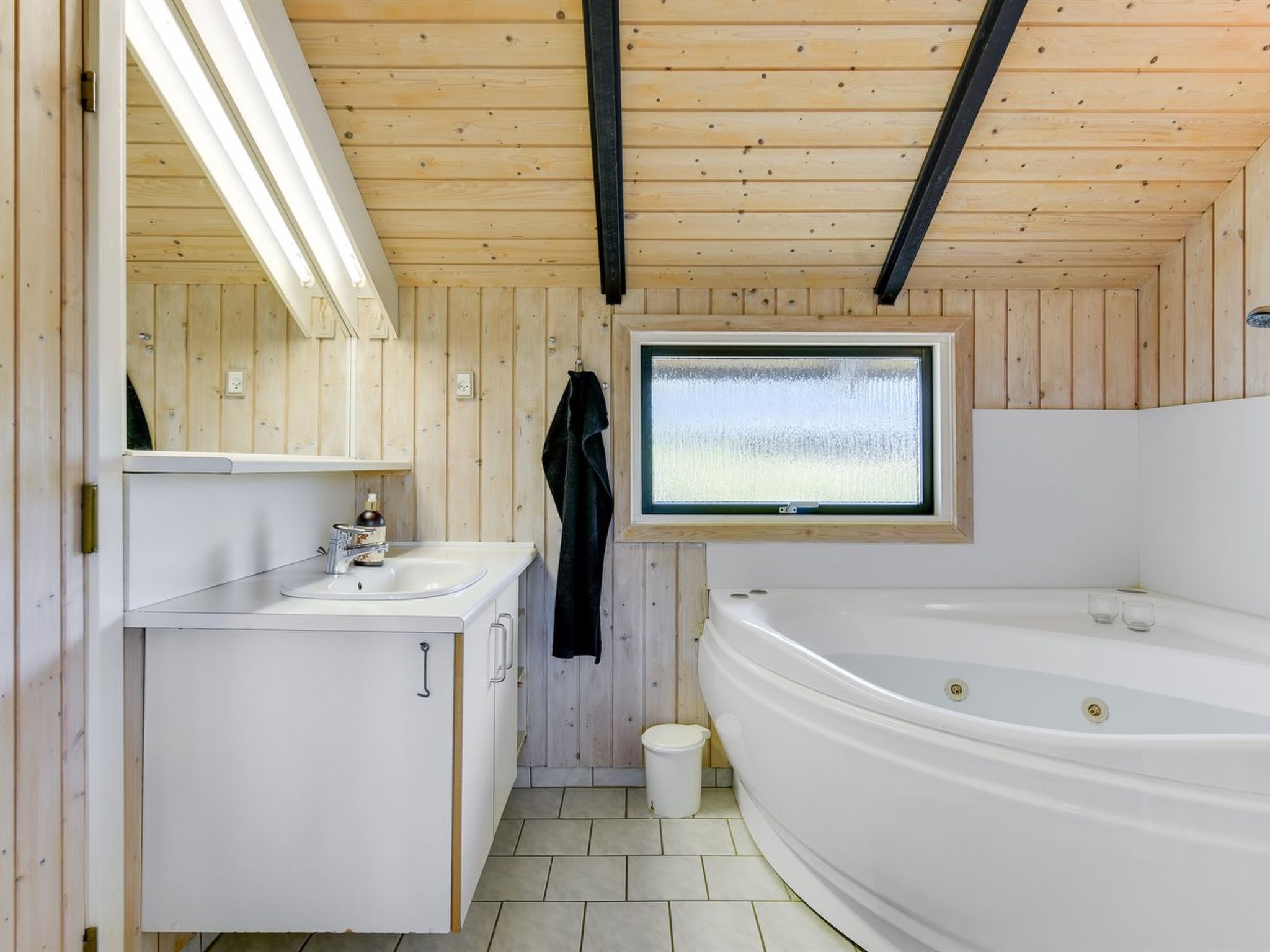 "Joona" - 600m from the sea - Drinnen