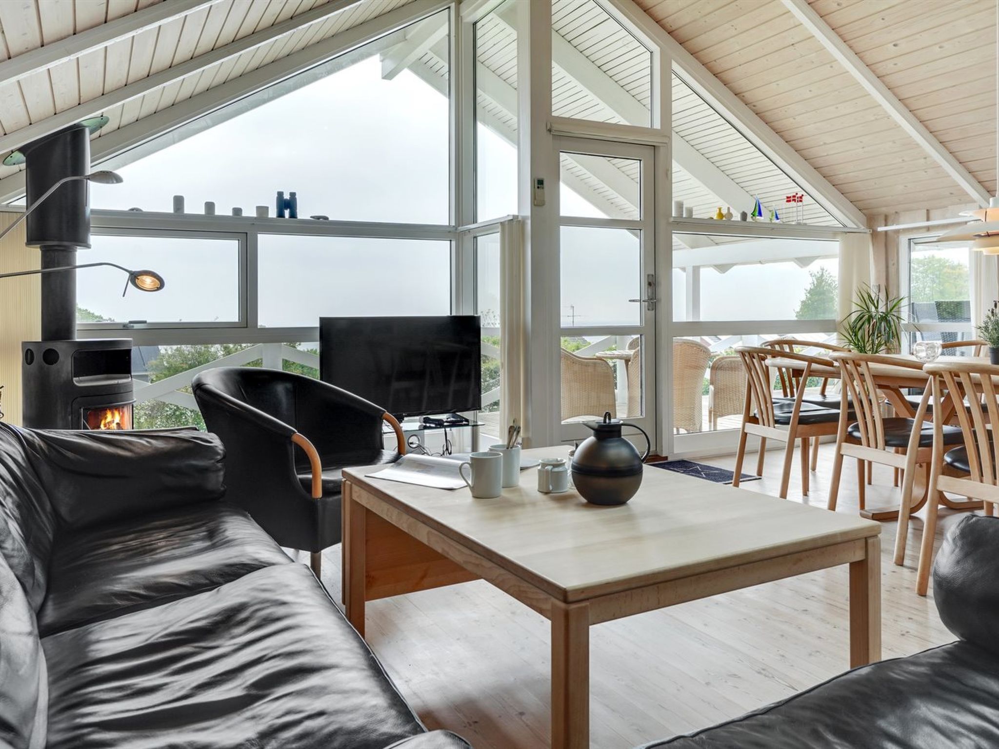 "Annvy" - 200m from the sea-Inside