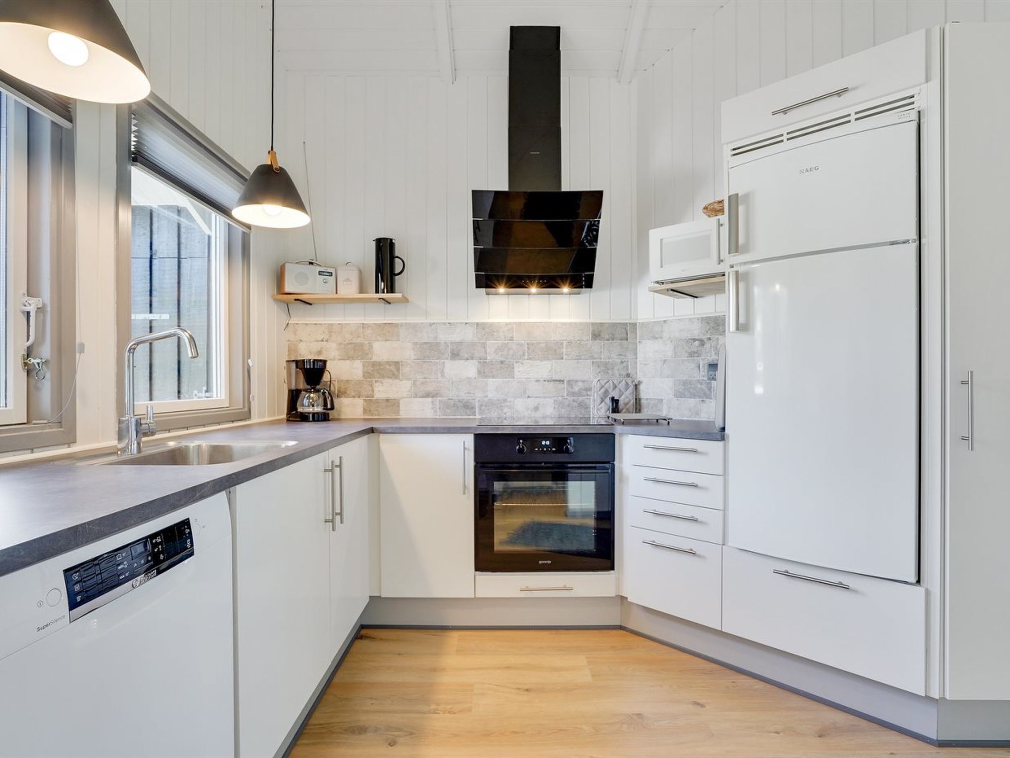 "Gram" - 450m from the sea - Binnen