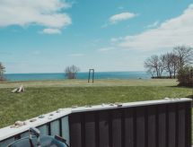 Kindvriendelijk vakantiehuis met sauna op 100 meter van het strand in Sydals - thumbnail 1