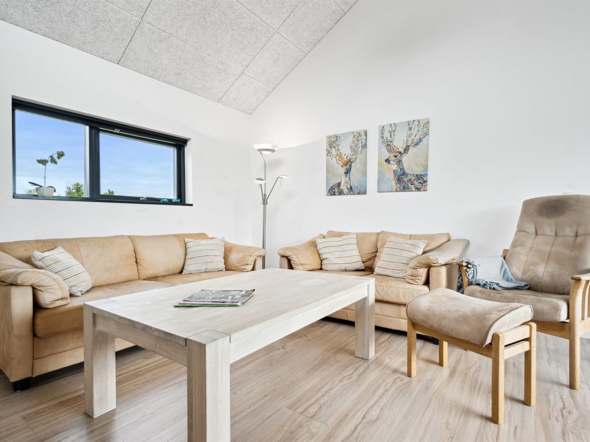 "Amdi" - 700m from the sea - Binnen