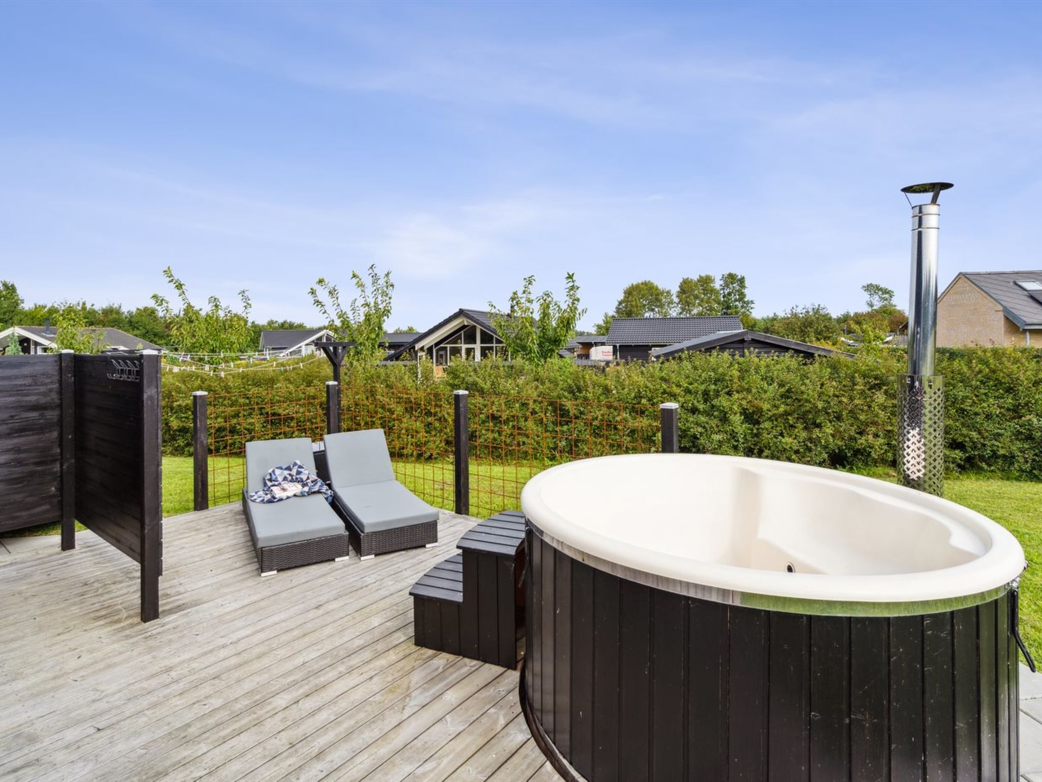 "Amdi" - 700m from the sea - Buiten