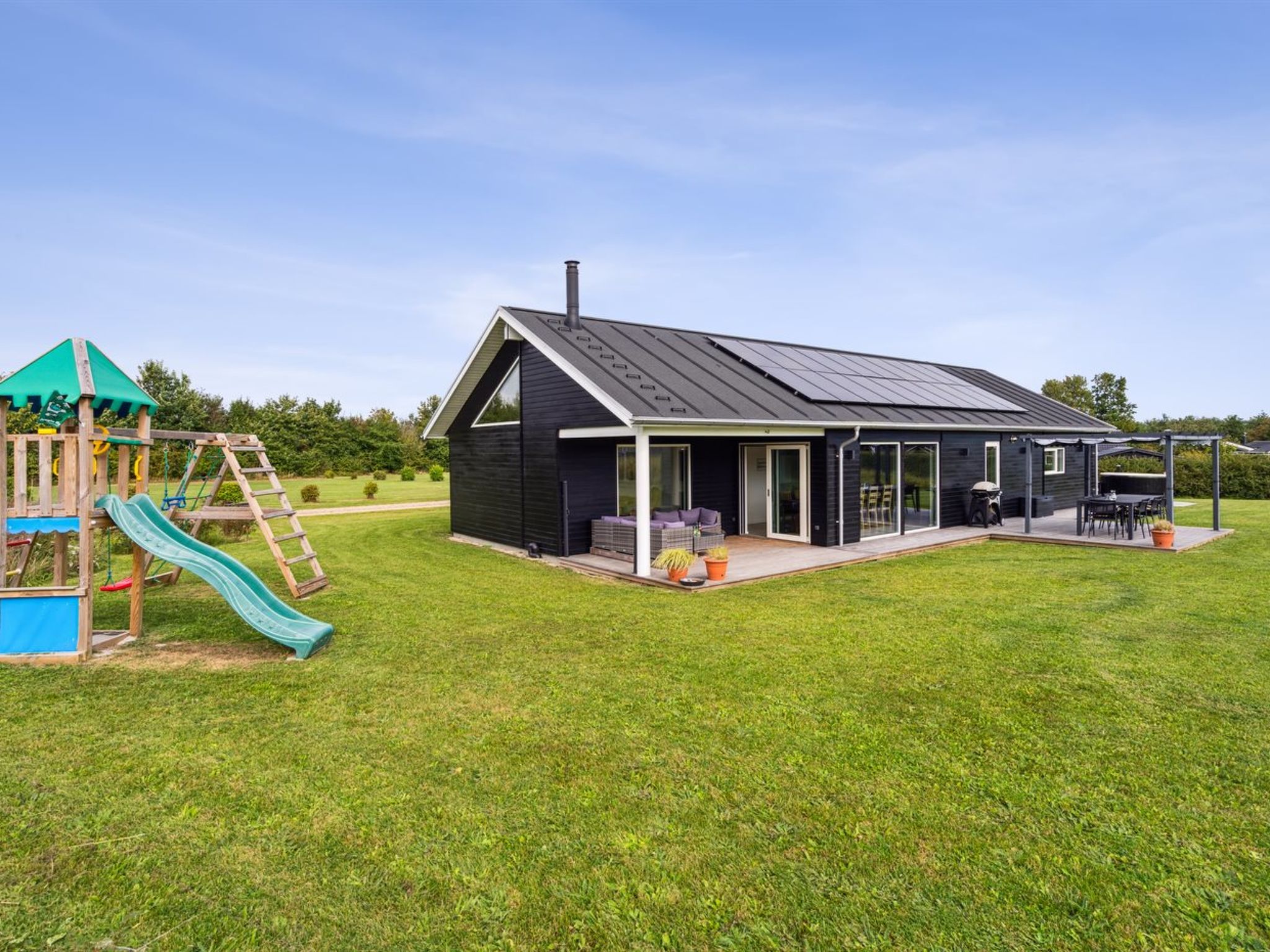 "Amdi" - 700m from the sea - Buiten