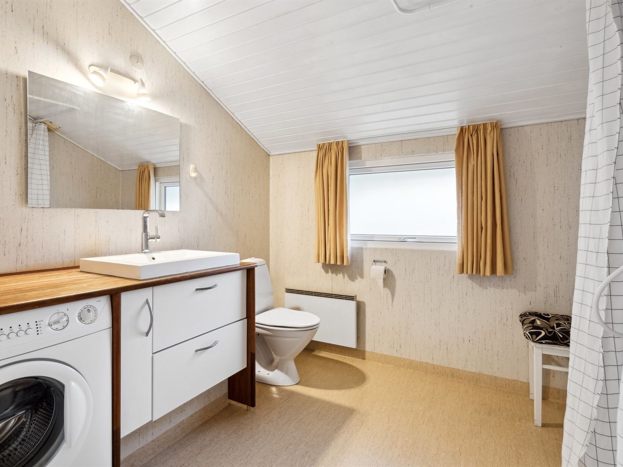 "Alrun" - 150m from the sea - Drinnen