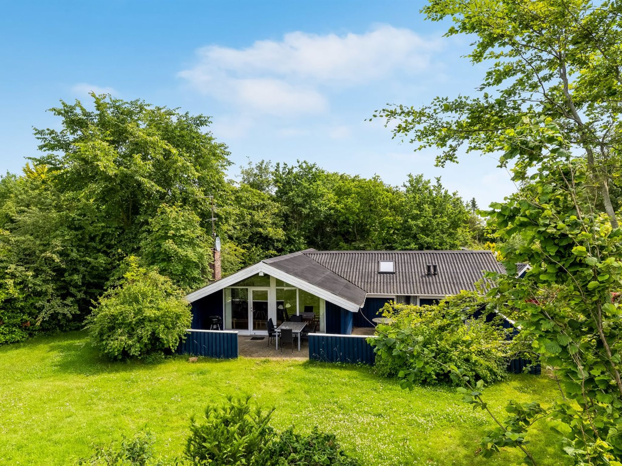 "Alrun" - 150m from the sea