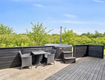 Ruim vakantiehuis voor 10 personen met sauna en whirlpool op 900m van zee - thumbnail 3