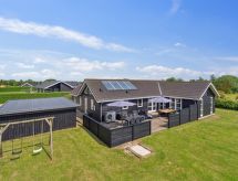 Ruim vakantiehuis voor 10 personen met sauna en whirlpool op 900m van zee - thumbnail 1