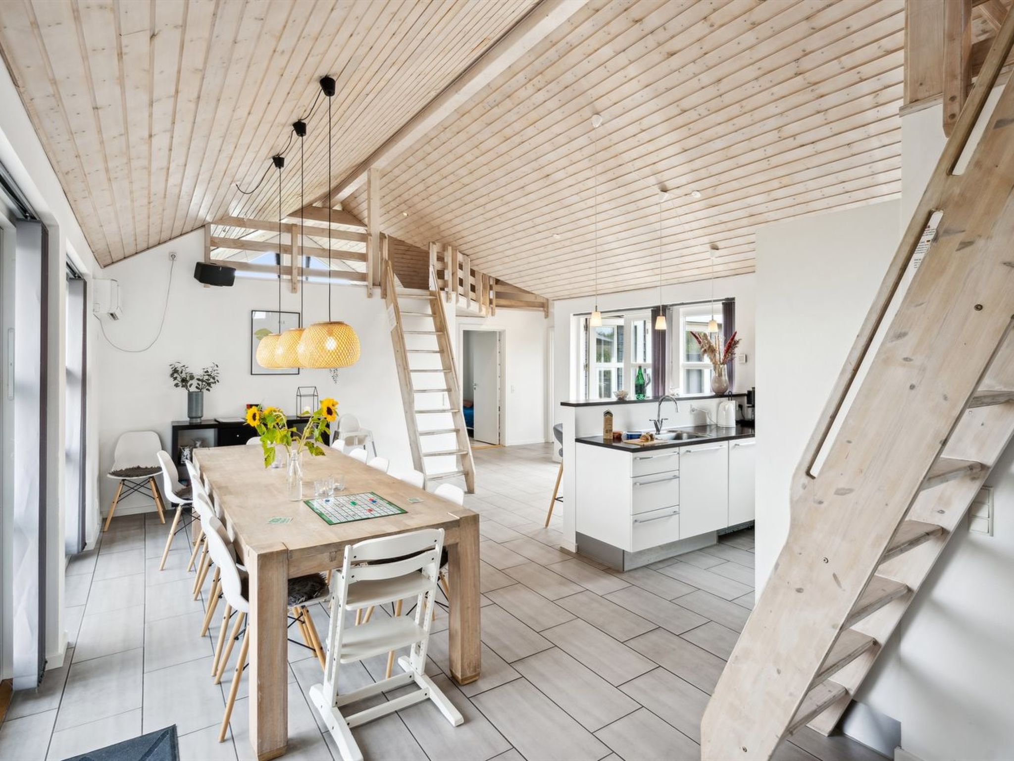 "Hakan" - 900m from the sea - Drinnen