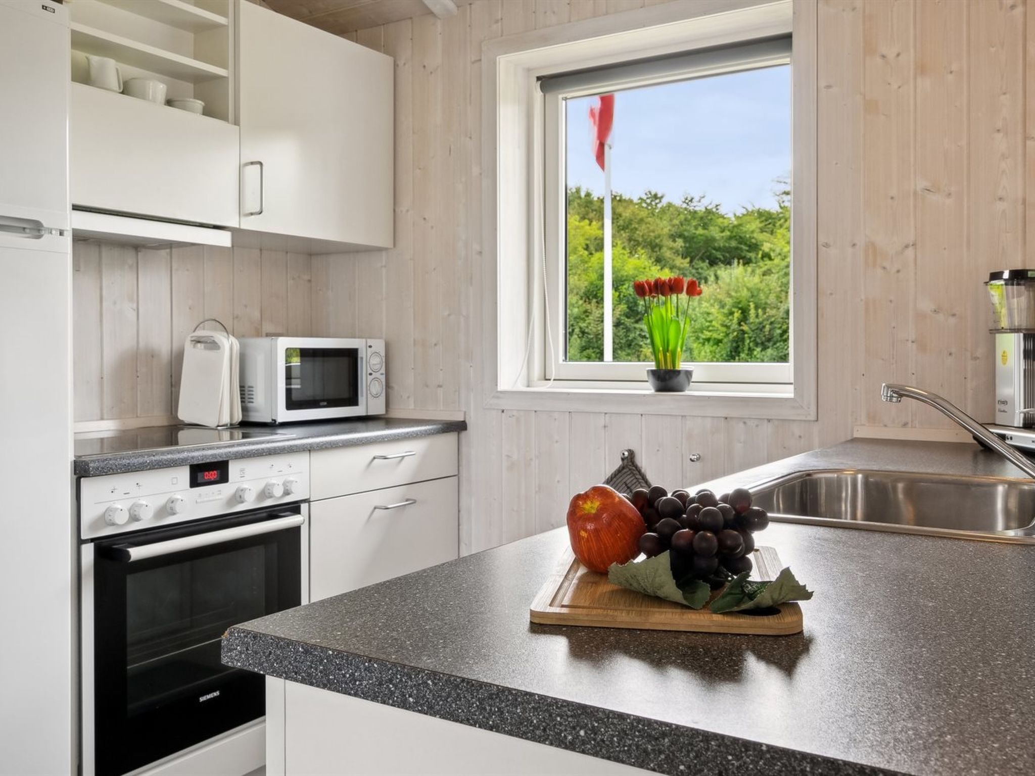 "Tayana" - 700m from the sea - Inside