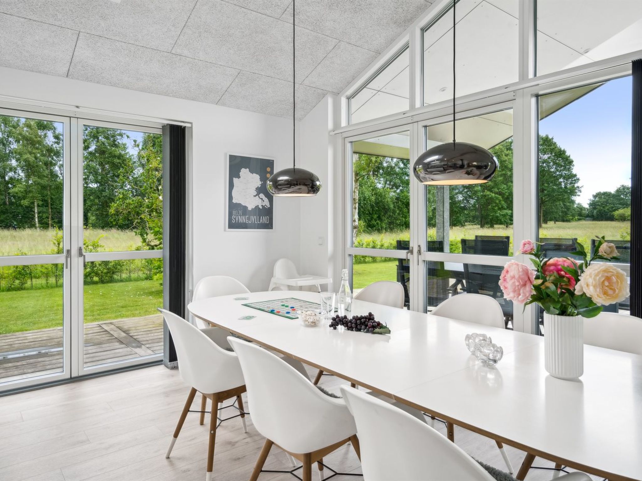 "Hæryst" - 300m from the sea - Drinnen