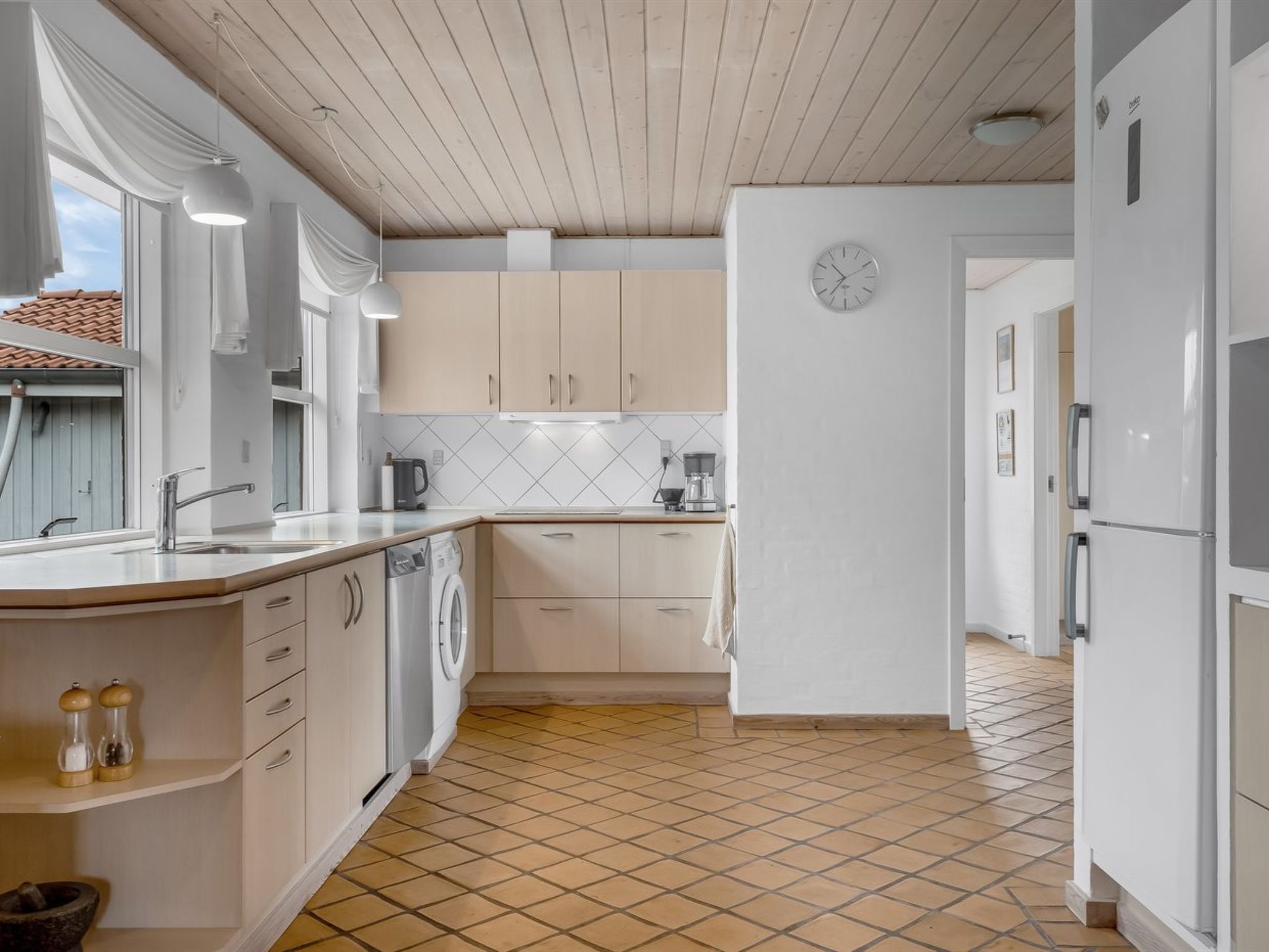 "Kalli" - 100m from the sea - Binnen