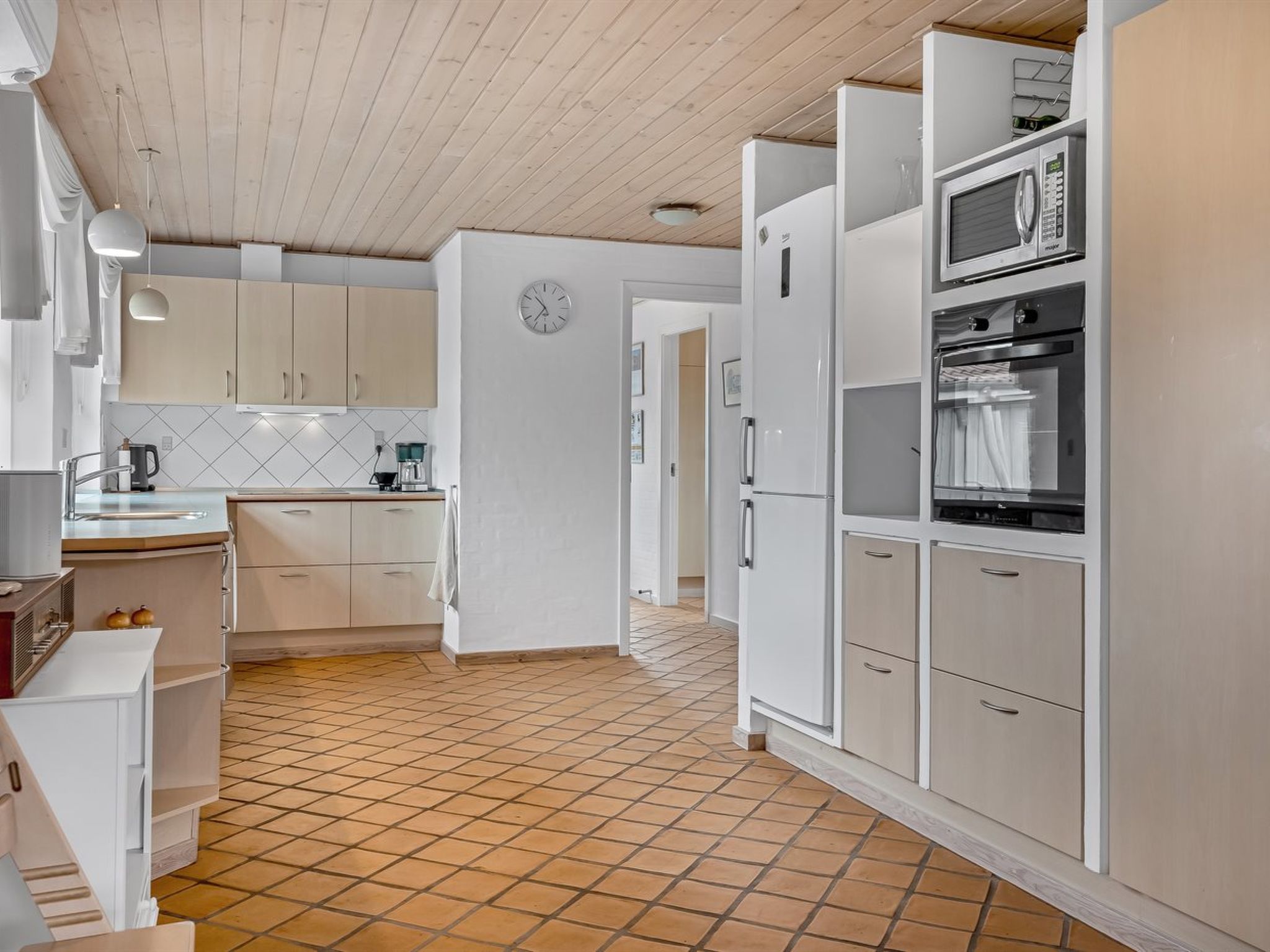 "Kalli" - 100m from the sea - Binnen