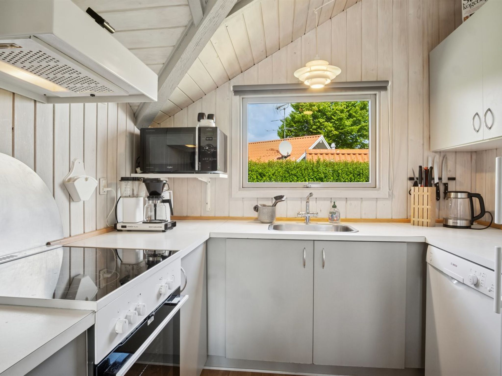 "Bessi" - 200m from the sea-Drinnen