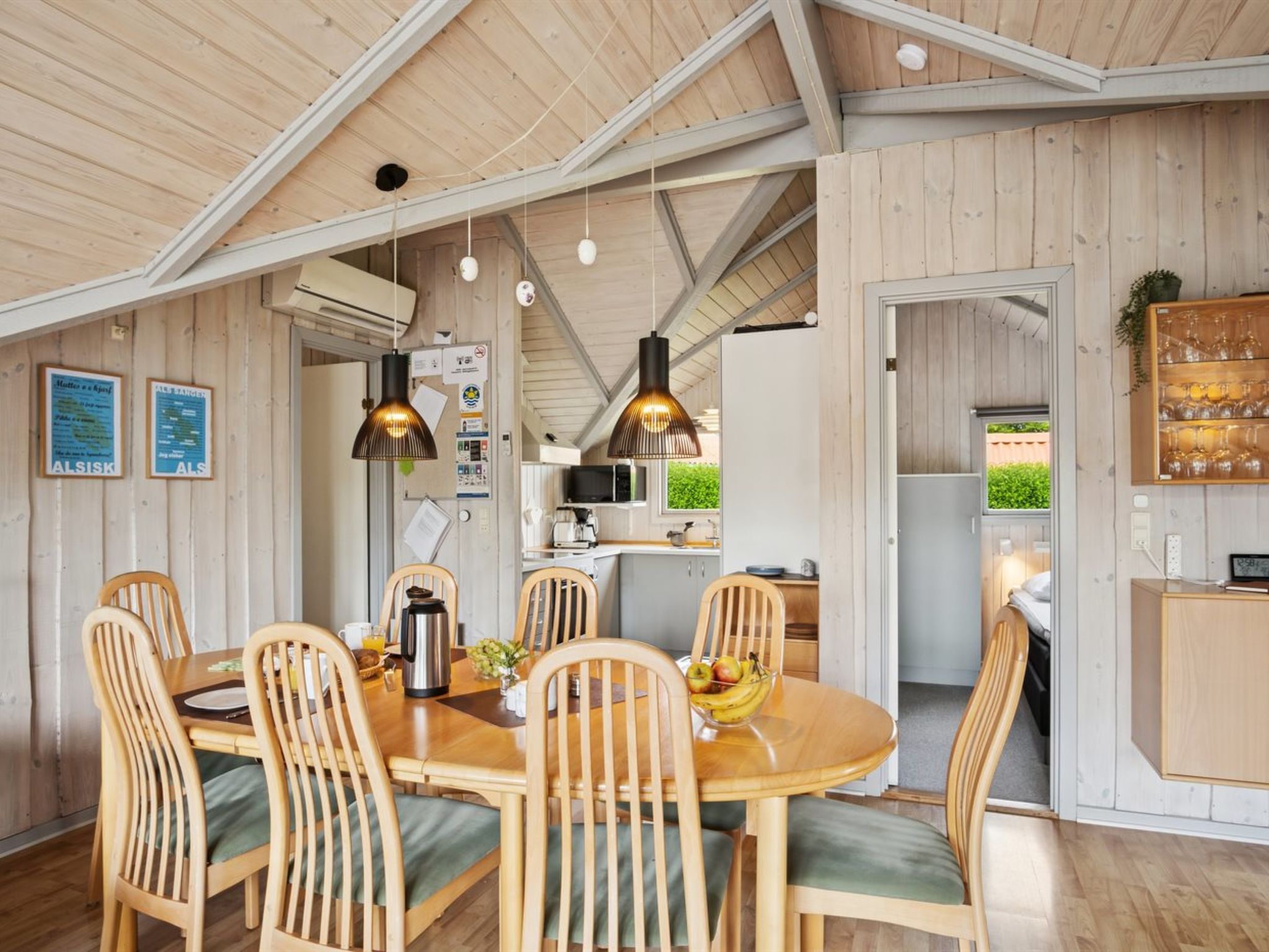 "Bessi" - 200m from the sea-Drinnen