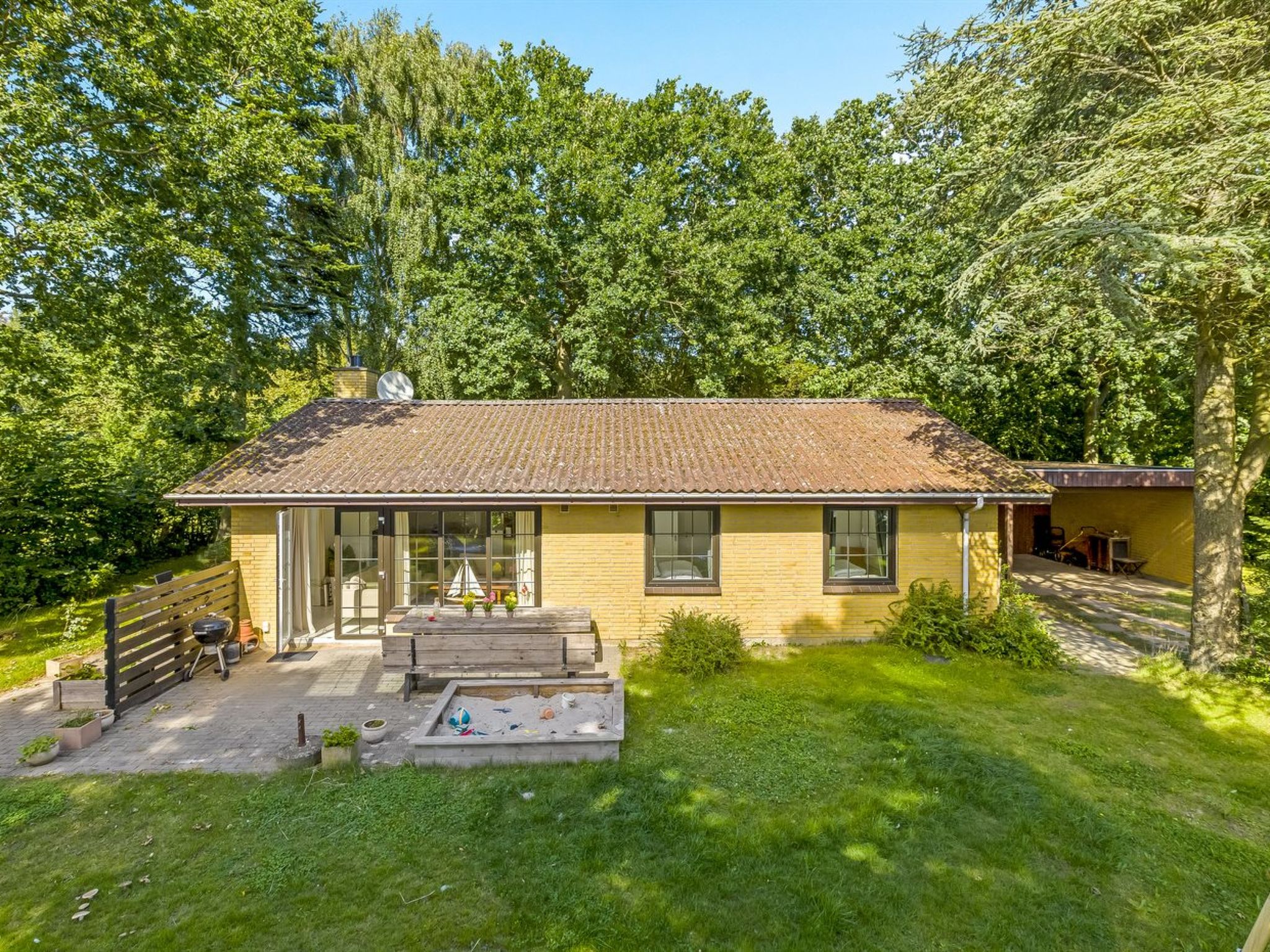 "Matild" - 250m from the sea