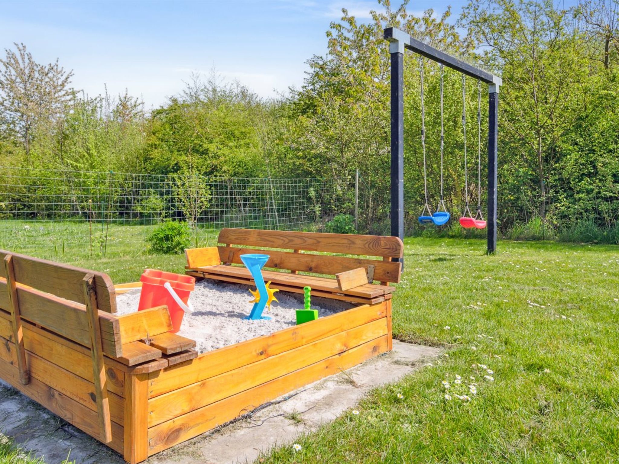 "Snari" - 700m from the sea-Buiten