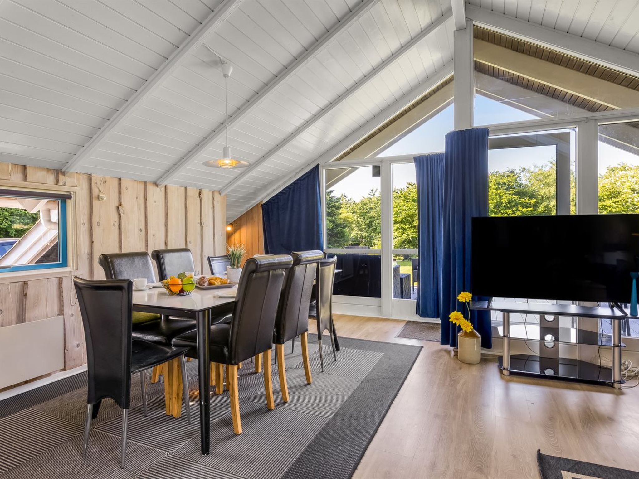 "Kai" - 400m from the sea-Drinnen