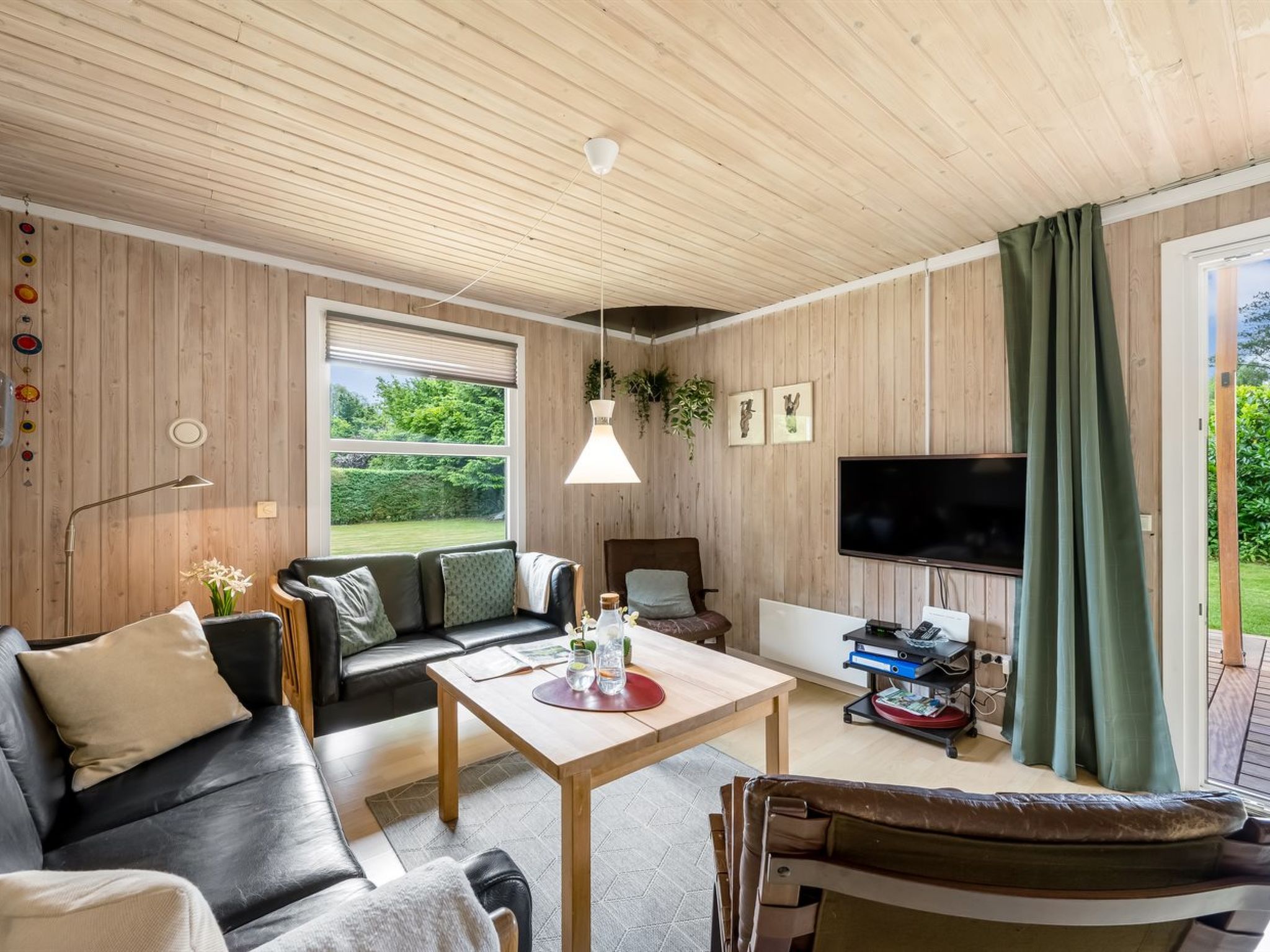 "Ellie" - 500m from the sea-Drinnen