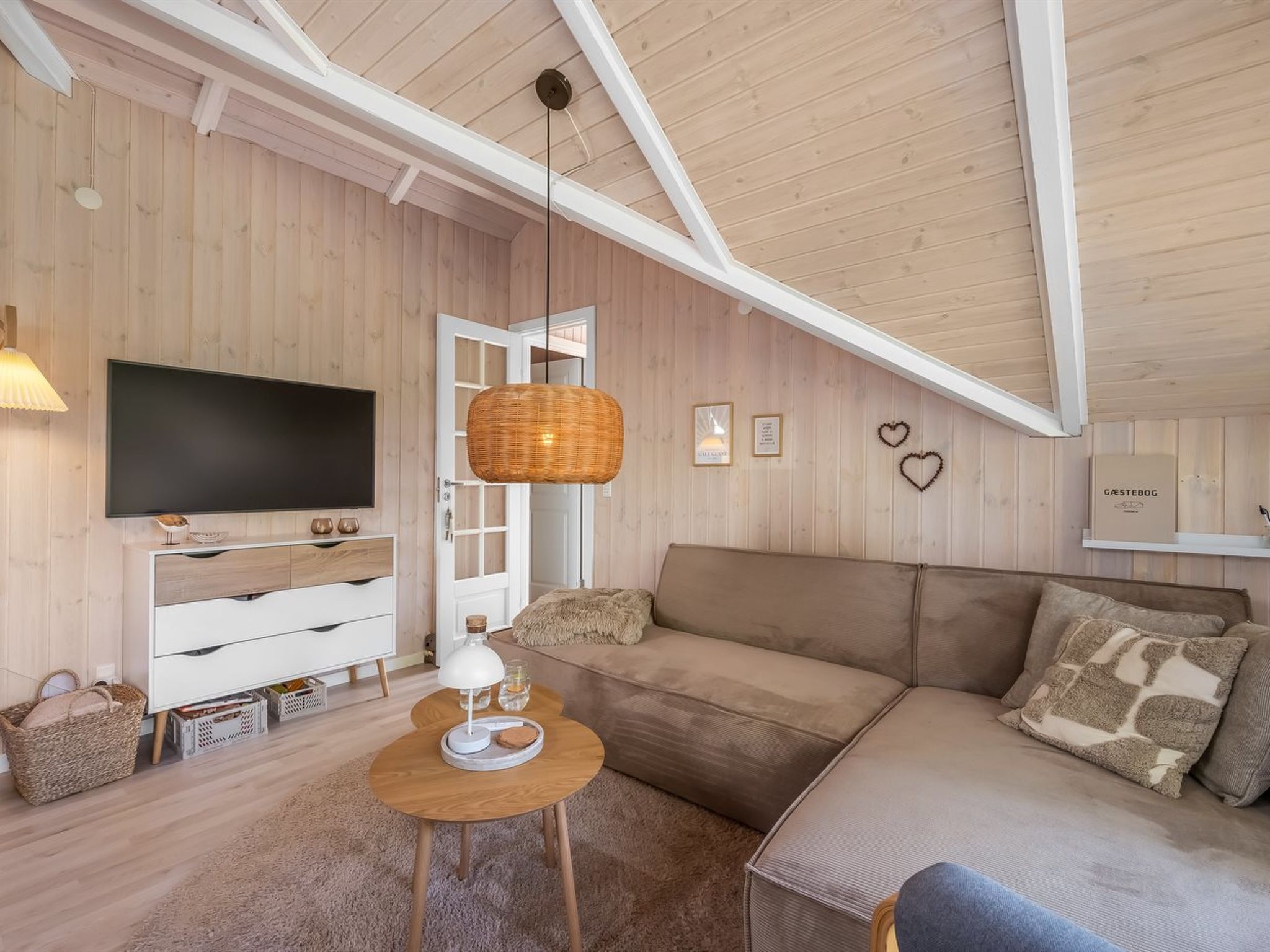 "Tara" - 450m from the sea-Drinnen