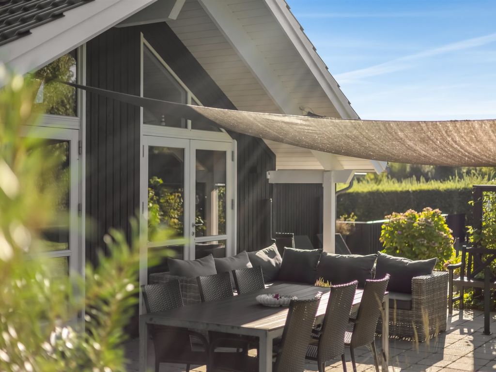 'Gret' - 700m from the sea