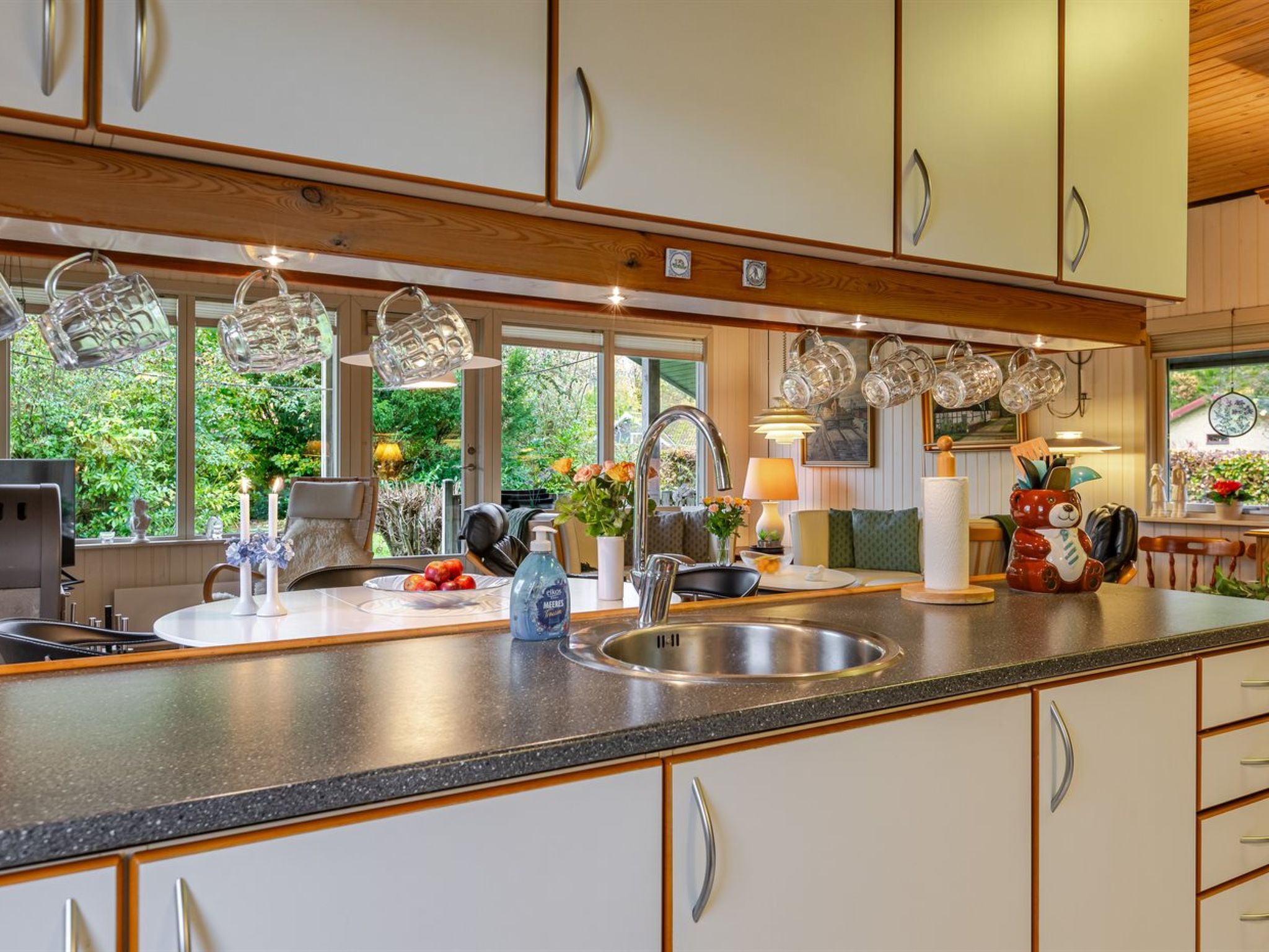 "Mika" - 300m from the sea-Drinnen