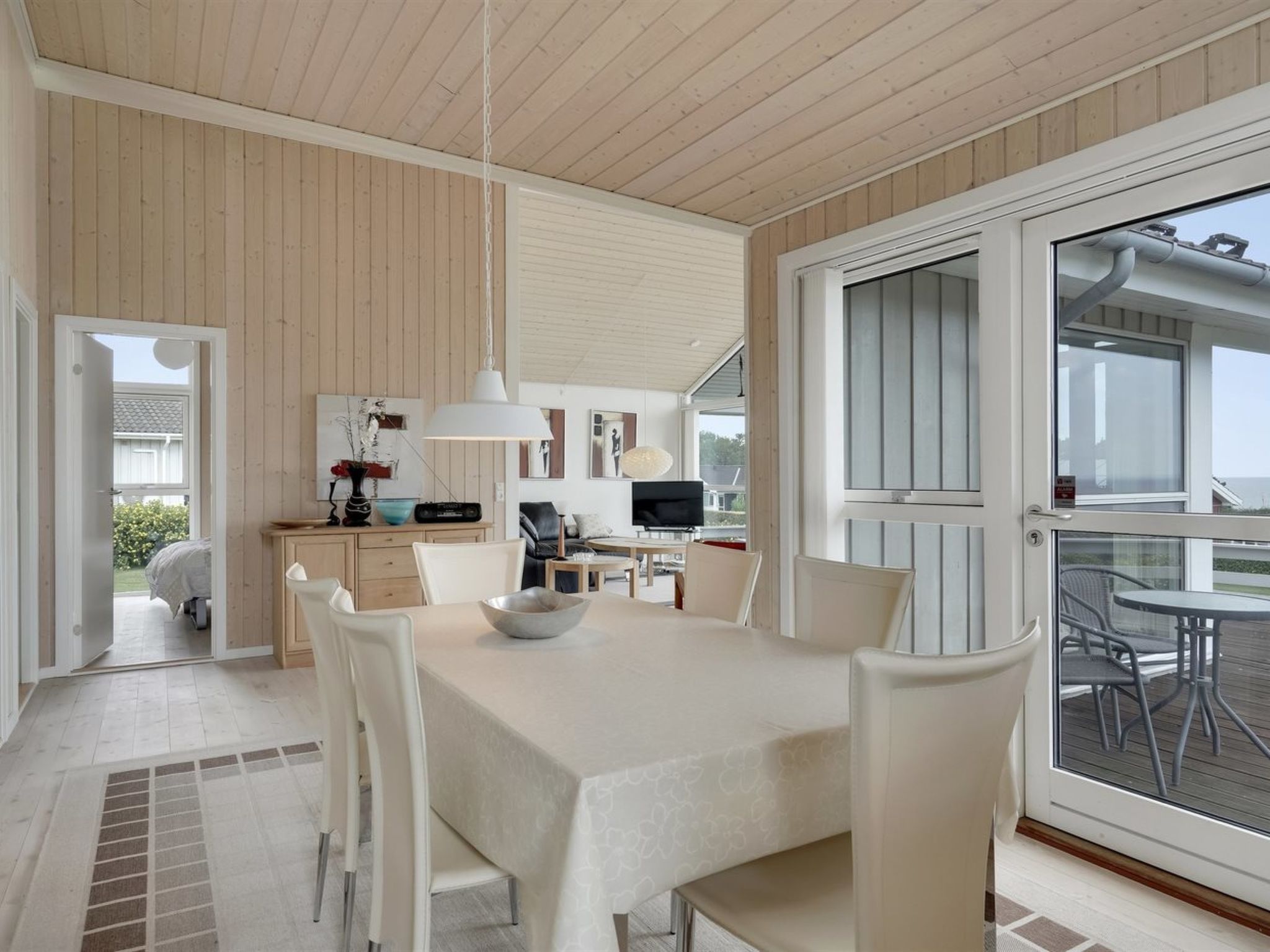 "Finn" - 100m from the sea-Binnen