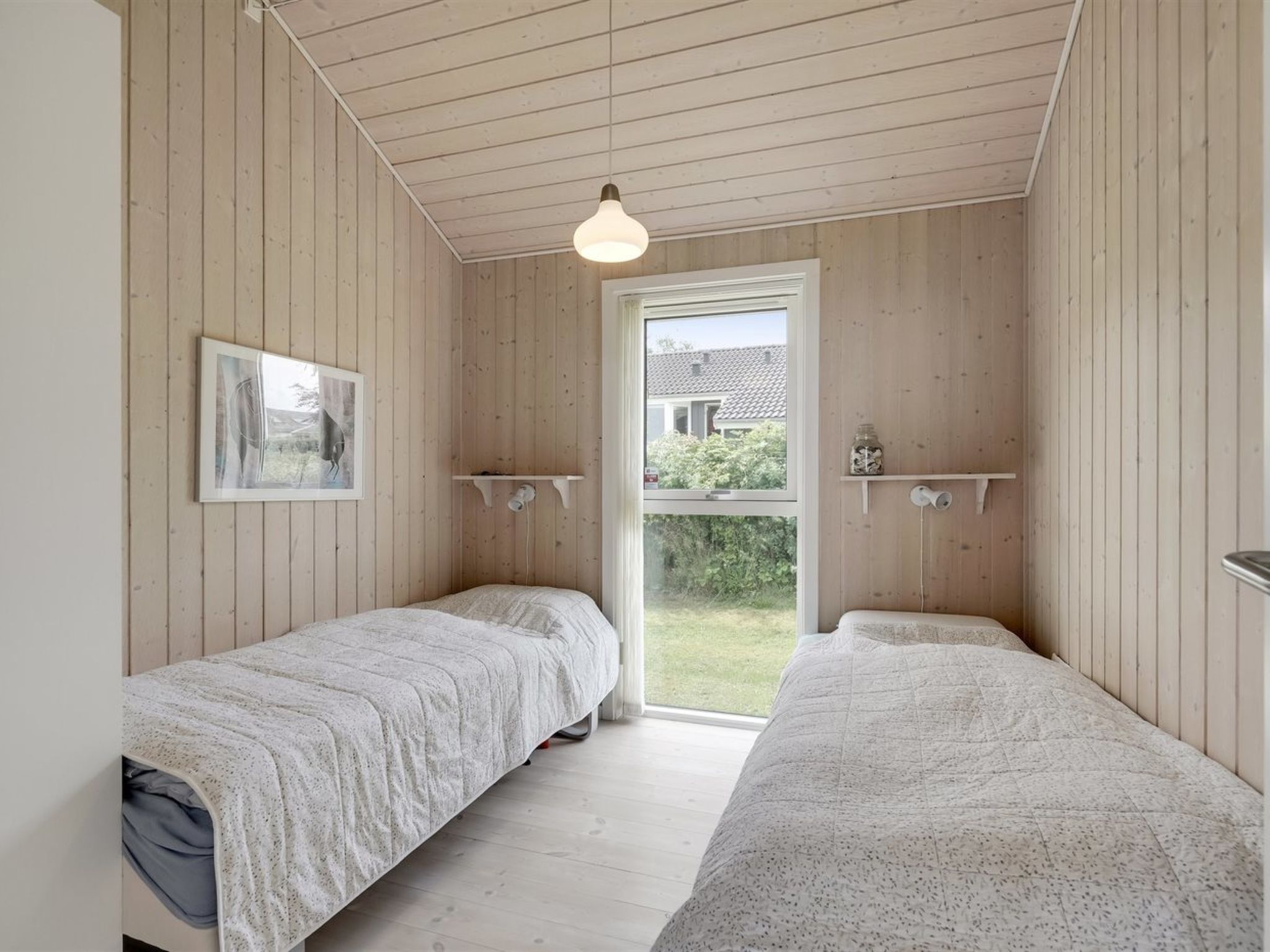 "Finn" - 100m from the sea-Binnen