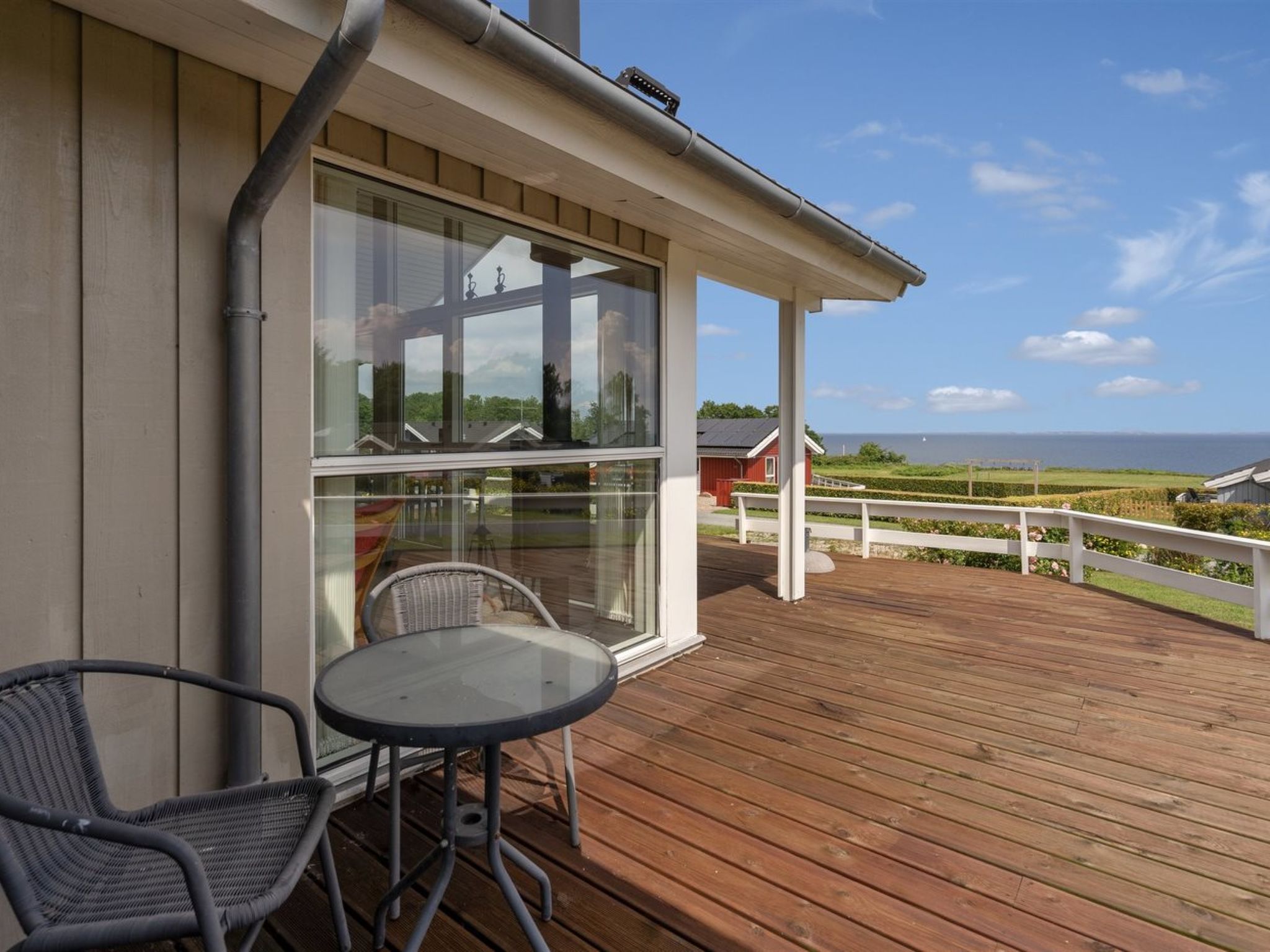 "Finn" - 100m from the sea