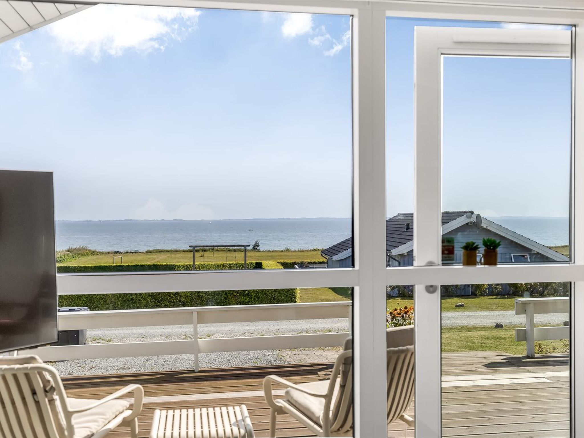 "Finn" - 100m from the sea - Buiten