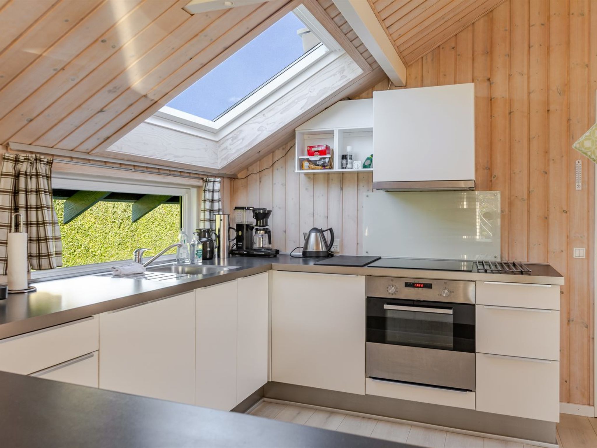 "Gerarda" - 450m from the sea-Binnen