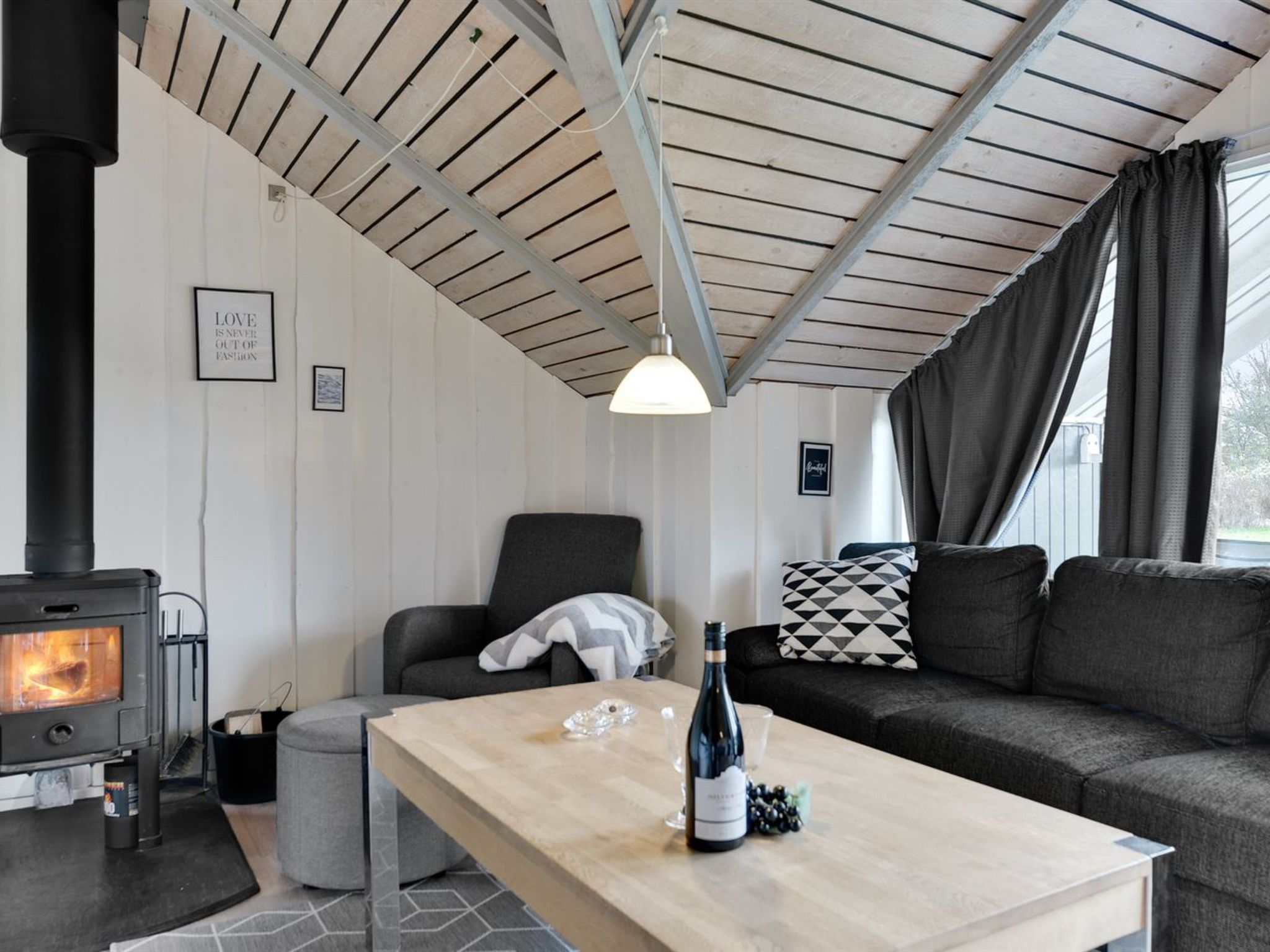 "Anneke" - 500m from the sea - Binnen