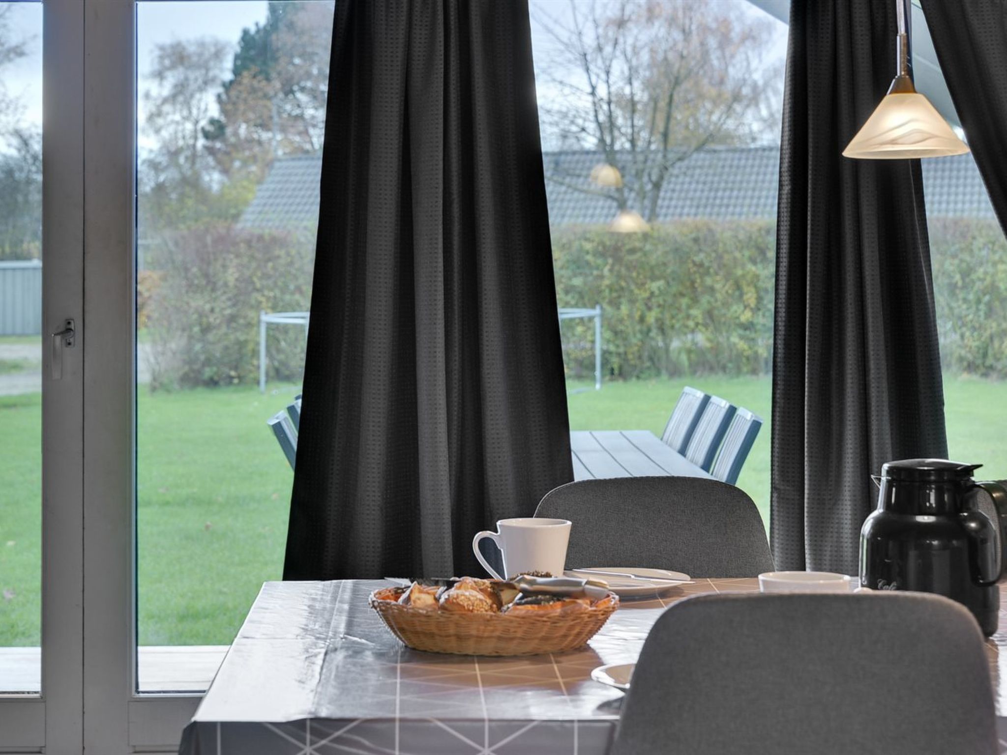 "Anneke" - 500m from the sea - Binnen