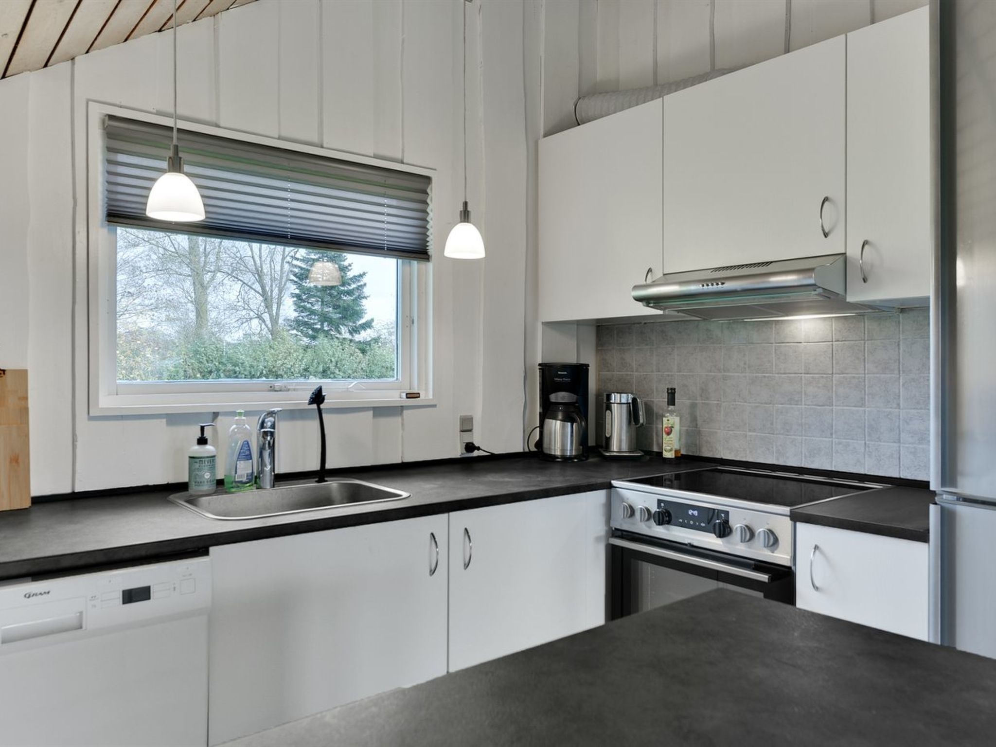 "Anneke" - 500m from the sea - Binnen